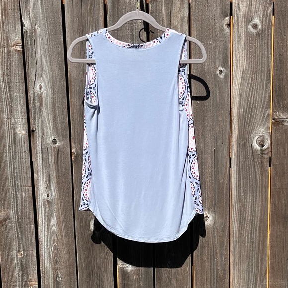 Loft sleeveless top size small - Picture 9 of 15